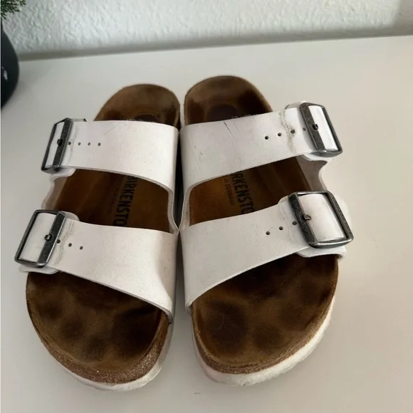 Birkenstock White Sandals with Dark Buckles - Picture 2 of 6